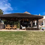 Villa Pool - Sauna - Cinema - Hot Tub - Sleeps 10 - Pets *