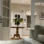 Pool - Sauna - Cinema - Hot Tub - Sleeps 10 - Pets *