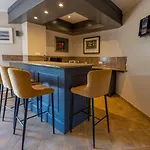 Pool - Sauna - Cinema - Hot Tub - Sleeps 10 - Pets * Estepona