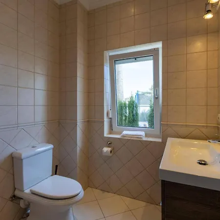 Pool - Sauna - Cinema - Hot Tub - Sleeps 10 - Pets *
