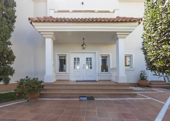 Pool - Sauna - Cinema - Hot Tub - Sleeps 10 - Pets Willa